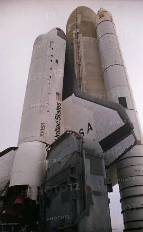 Space shuttle Columbia (STS-1) during a simulation mission at Kennedy Space Center in Florida (August 31, 1981)