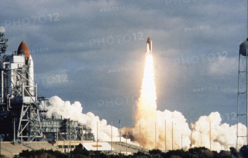 DISCOVERY (STS-31)