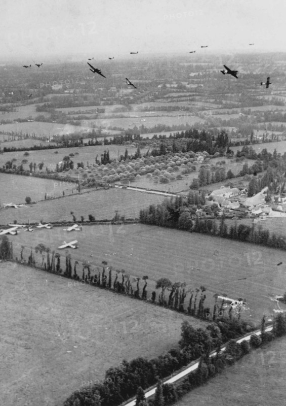 US Air Force planes (June 1944)