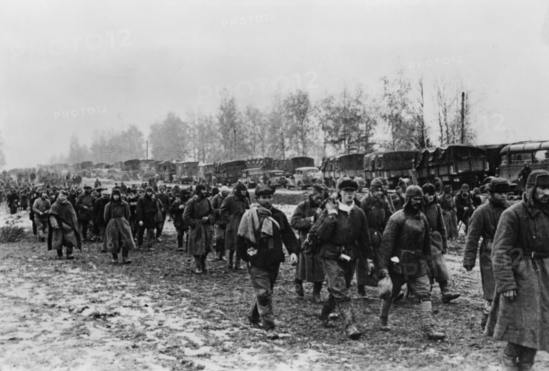 Third Reich - Prisoner convoy at the Eastern front 1941