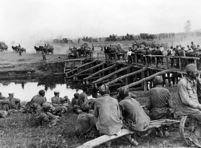 Third Reich - Prisoners at the Eastern front 1942