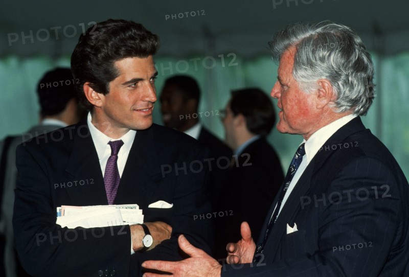 John F. Kennedy Junior et Edward Kennedy