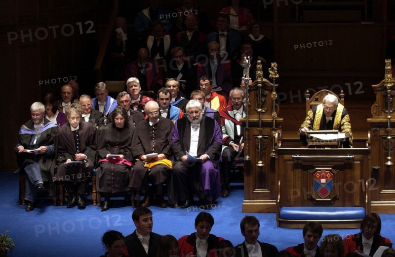 Bob Dylan Receives Honorary Degree