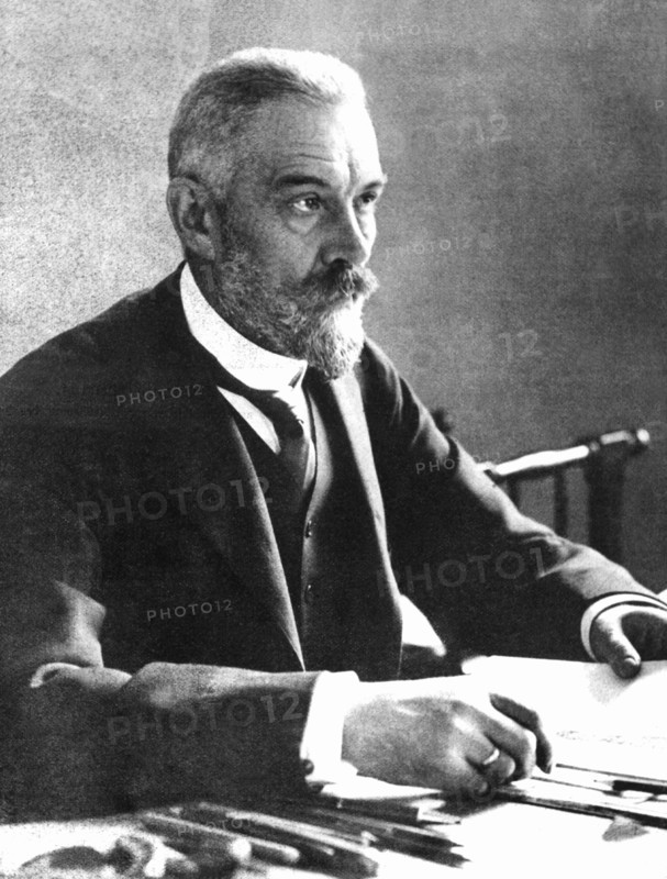 Theobald von Bethmann-Hollweg