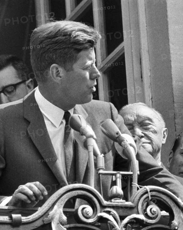 Le Président John F. Kennedy lors d'un voyage à Bonn