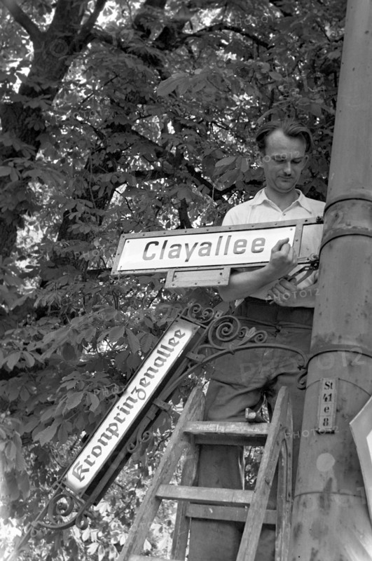 Post-war era - renaming Clayallee 1949