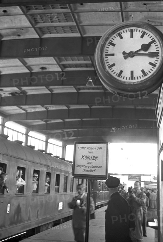 Berlin - interzonal train 1949
