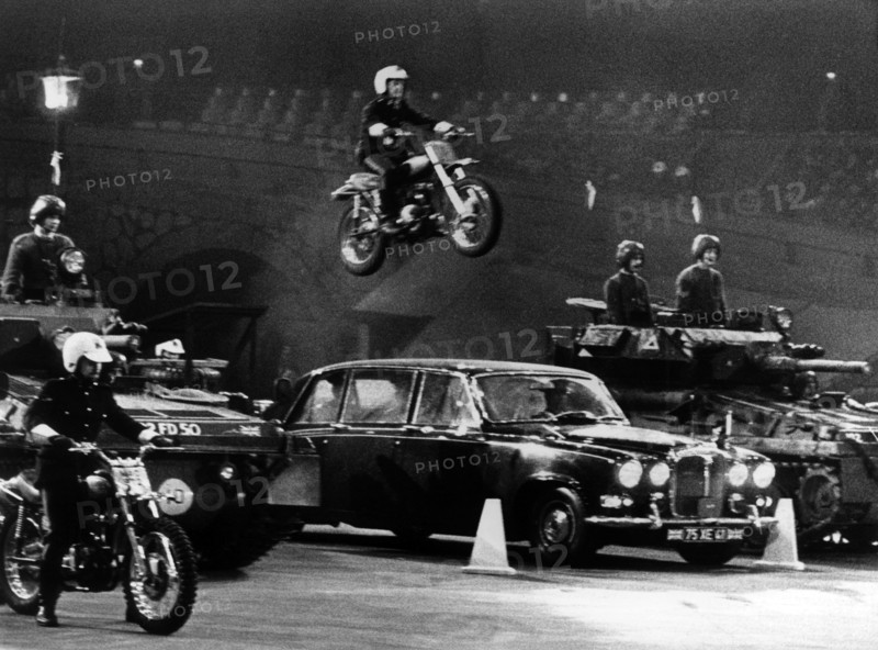 "White Helmets" at British Berlini Tattoo
