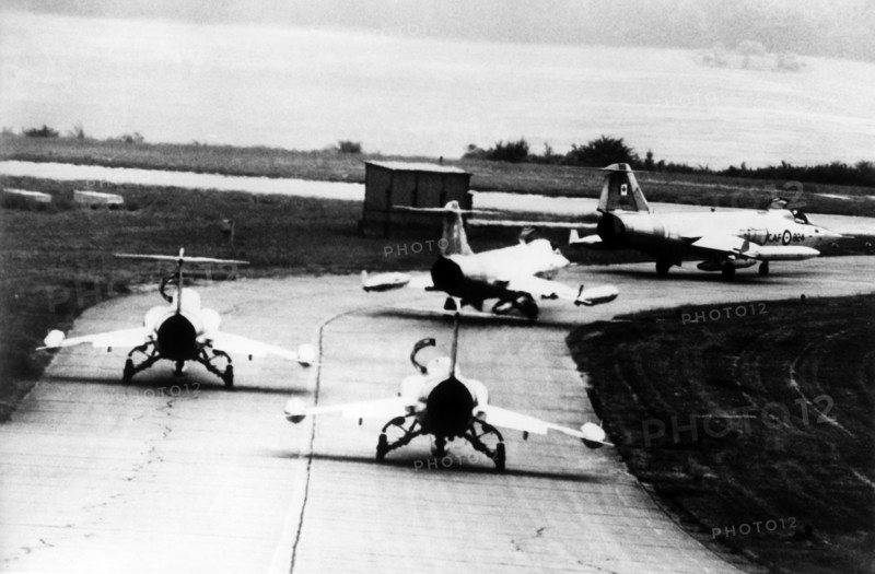 Canadian starfighter flights leave Zweibrücken
