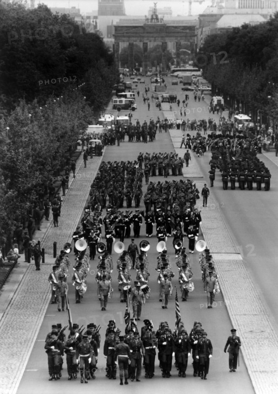 Last military parade of western Allies in Berlin