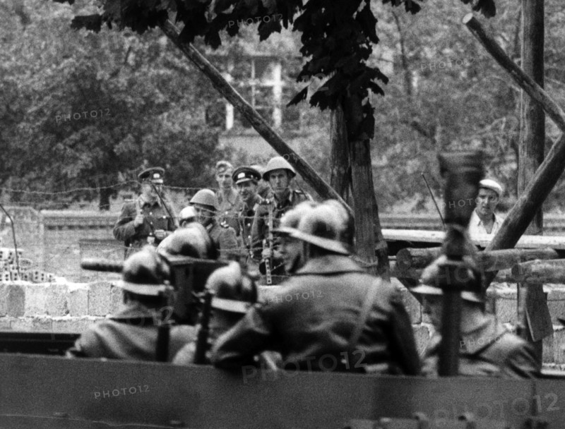 French troops at sector border in Bernauer Street in Berlin