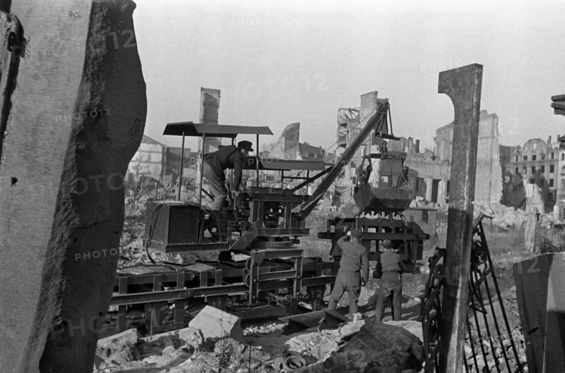 Post-war era - rubble clearance machine used in Frankfurt