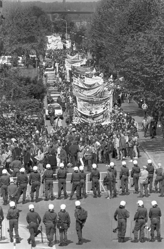 RAF hunger strike - demonstration in Bonn 1989