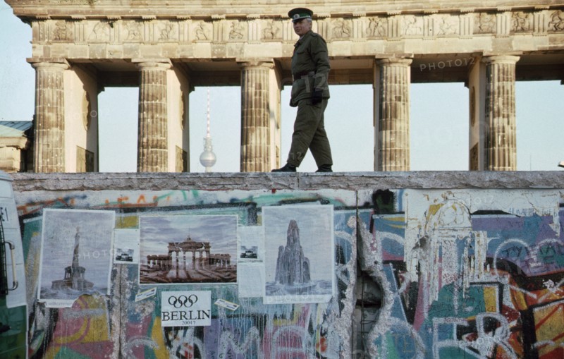 GDR - Opening of the Berlin Wall 1989