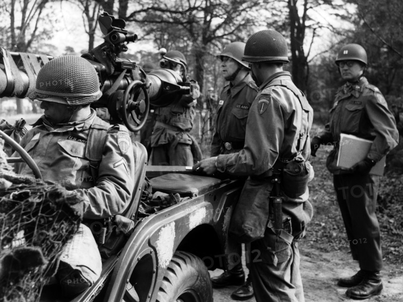 US general Frederick O. Hartel during manoeuvre of US army in Berlin Grunewald