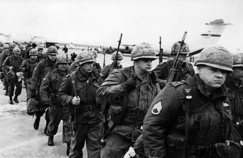 US soldiers land in Germany for the participation in the manoeuvre REFORGER I