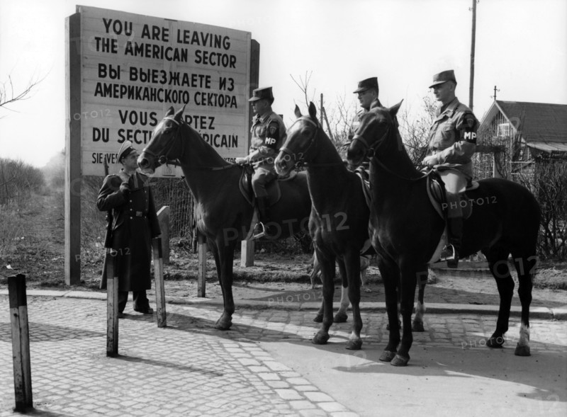 Mounted military police of the U.S. army