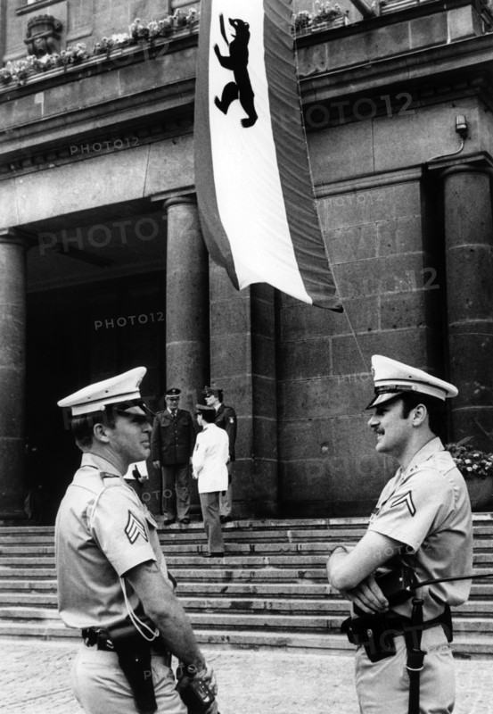 U.S. military policemen in front of the chamber of deputies in Berlin