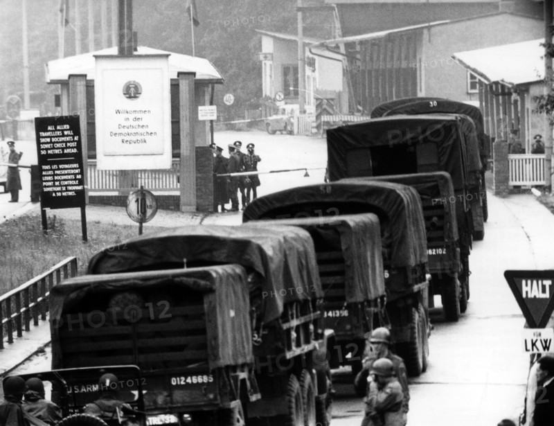 US troop transport to Berlin leads through Soviet zone