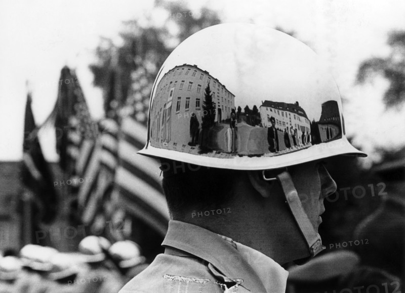 Chrome-plated helmet of an US soldier
