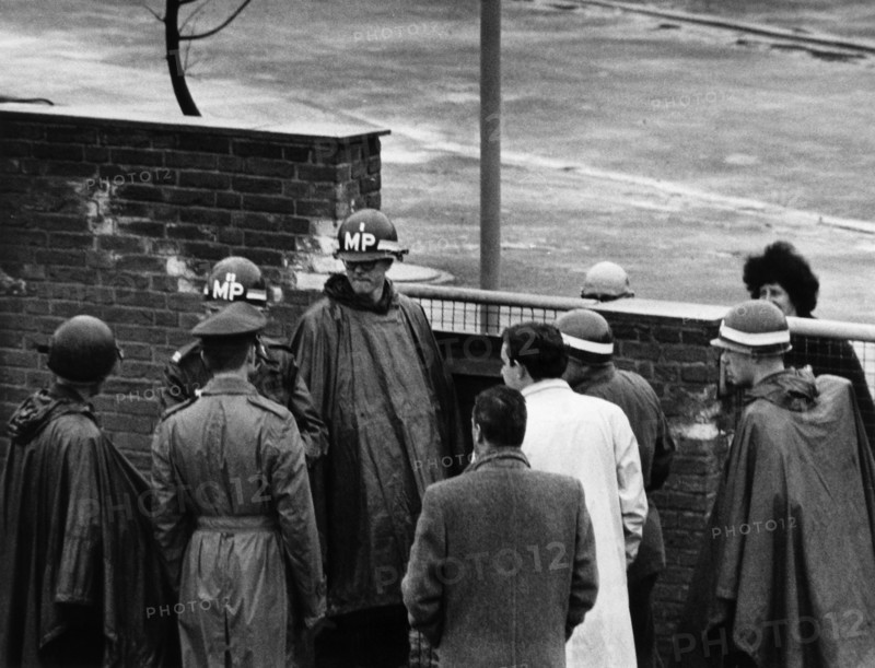 Soviet military mission in Frankfurt am Main sealed off by US army