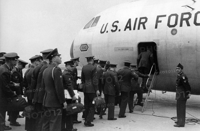 US soldiers leaving Germany