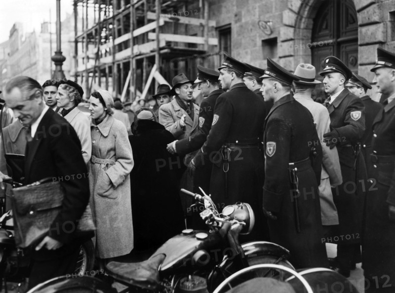 Demonstration of victims of the occupation in Munich
