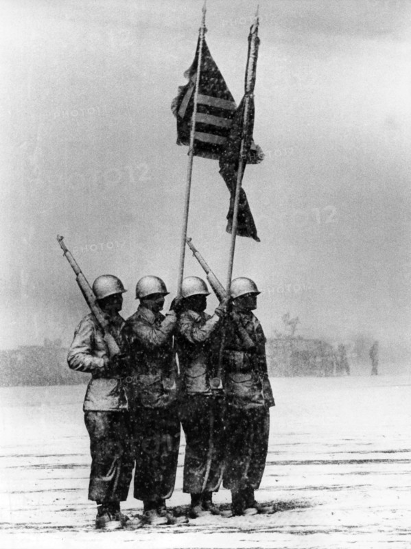 Snowy military parade of the US Army in Hanau