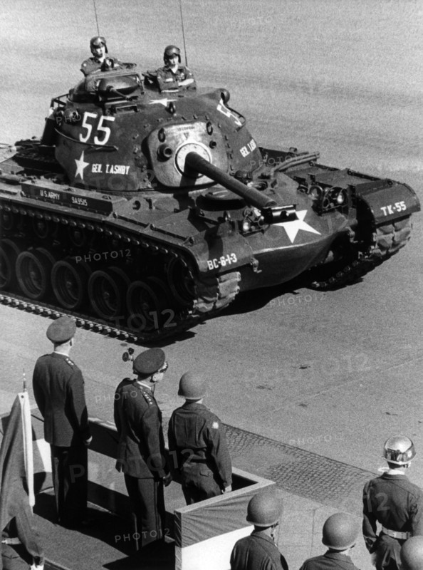 US military parade for the farewell of general H. I. Hodes