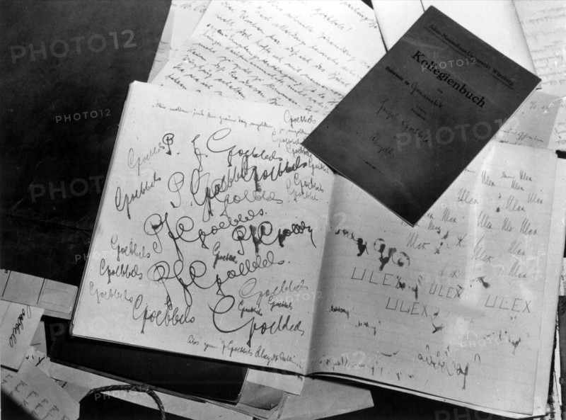 Joseph Goebbels - signature