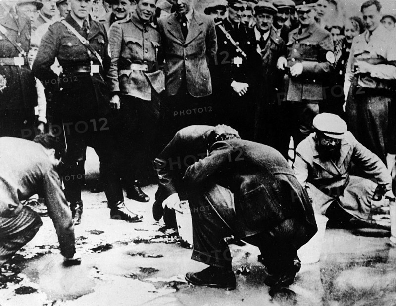 Persecution of Jews in the Third Reich
