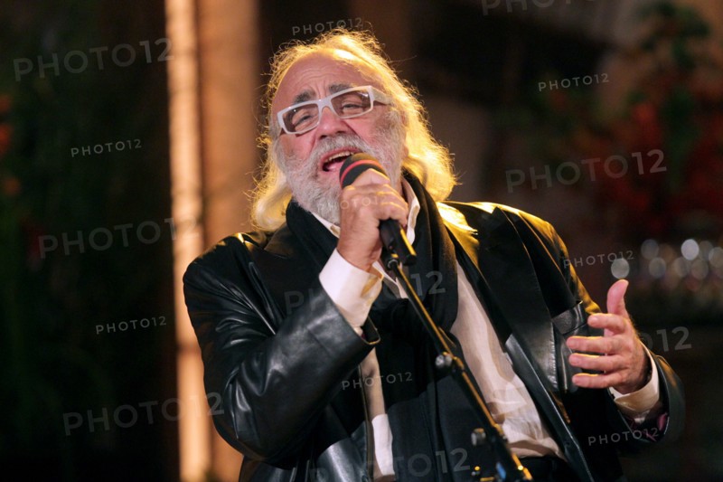 Le chanteur grec Demis Roussos