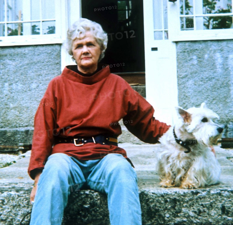 Die britische Schriftstellerin Daphne Du Maurier ("Rebecca")...