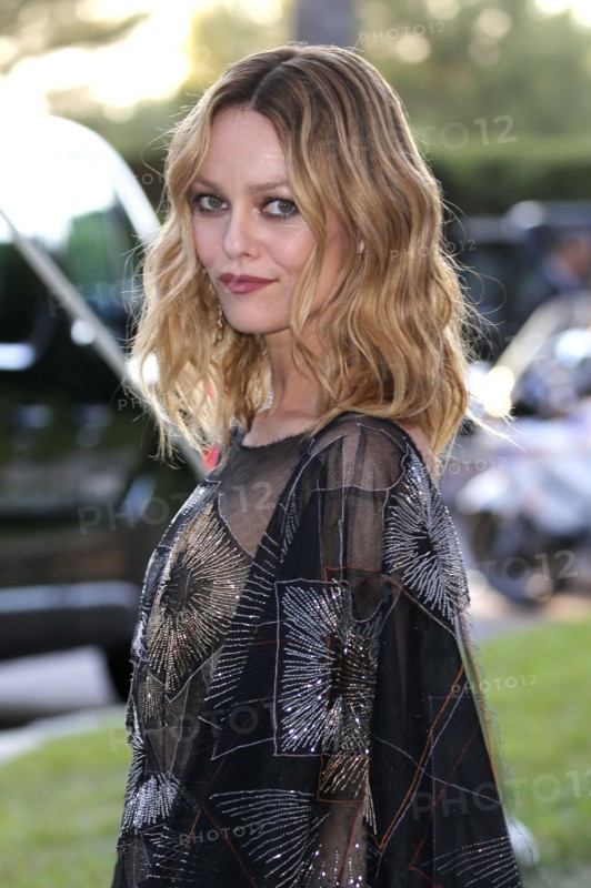 Vanessa Paradis, Gala de l'amfAR à Cannes en 2016