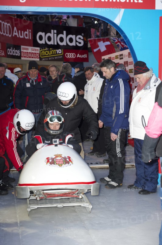 Exklusiv: Fürst Albert II. beim Monaco Bob Rennen in Saint Moritz