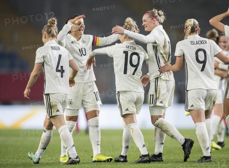 Fussball Frauen Nationalmannschaft/ Deutschland - Frankreich