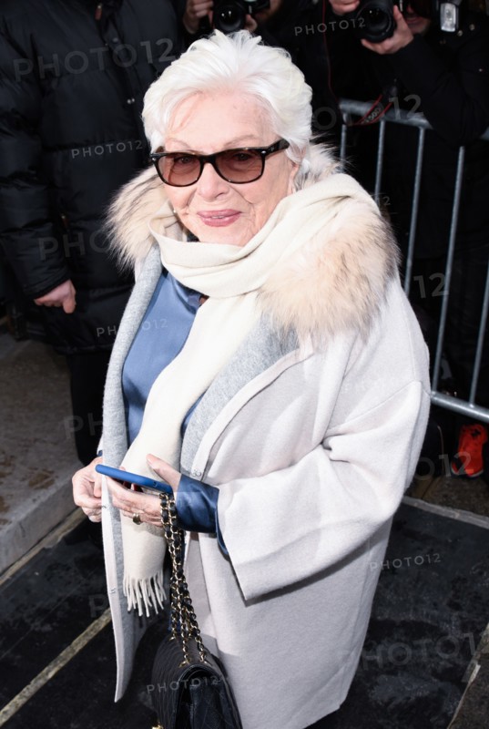 Line Renaud
CELEBRITIES : Fashion Week - Jean Paul Gaultier - 01/23/2019 |