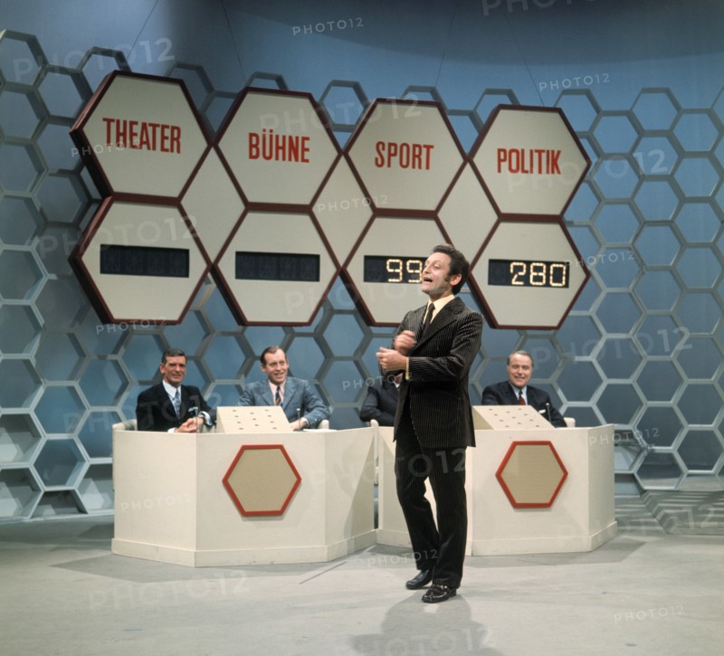 Showmaster HANS ROSENTHAL mit den Kandidaten, Sendung vom 16.12.1971 Grimm441