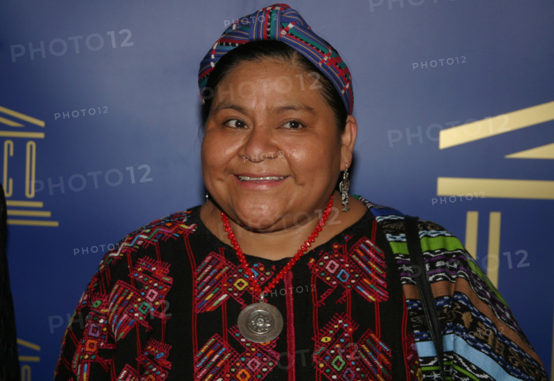 Rigoberta MENCHU TUM, Guatemala, Friedensnobelpreistraegerin, Politikerin, Portrait, Querformat, 06.11.2004.