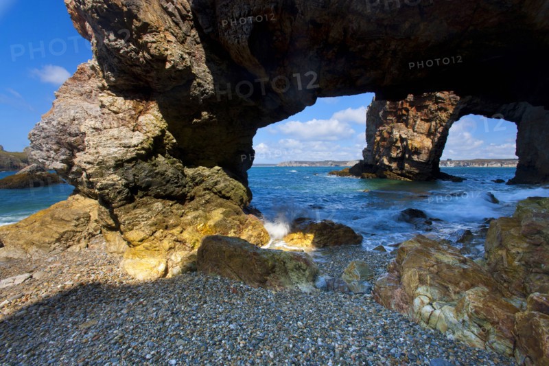 Point de Dinan, France, Europe, Brittany, department Finistère, peninsula, Crozon, sea, coast, cliff coast, arc