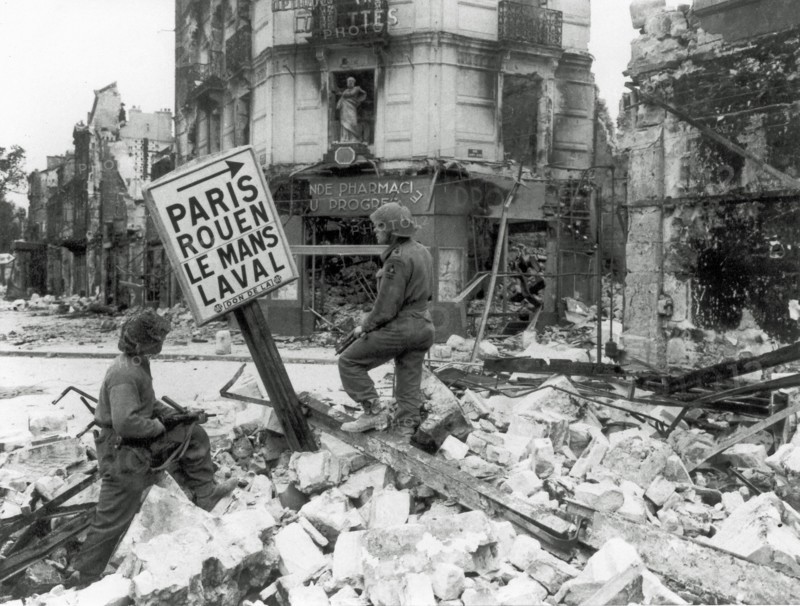 WW II, historical, war, world war, second world war, operation Overlord, Overlord, invasion, town, city, ruins, destruction, street, July, 1944, Caen, Normandy, France, Europe,