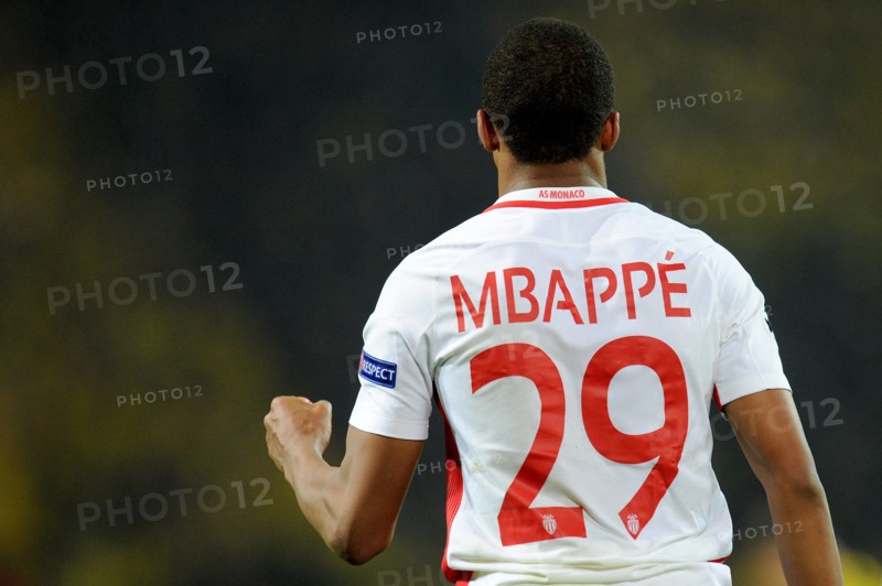 firo : 12.04.2017 Fußball, Saison 2016/2017, Champions League, BVB, Borussia Dortmund - AS Monaco, Viertelfinal-Hinspiel Torjubel, Jubel, Freude, Kylian MBAPPE, AS Monaco, Gestik, Mimik, Lachen, Freude,
