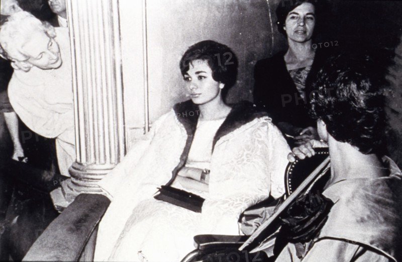 Farah Diba engaged to  Mohammed Reza Pahlavi