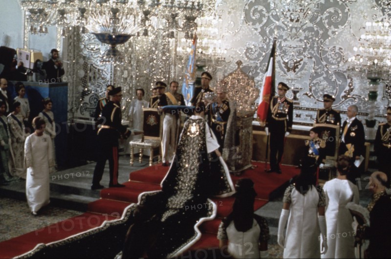Mohammed Reza Shah Pahlavi et Farah, le couronnement, 1967