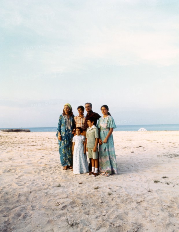 Mohammed Reza Shah Pahlavi et sa famille en vacances (1976)