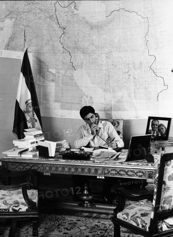Reza Pahlavi in his office at  Koubbeh palace, Cairo, october 1980