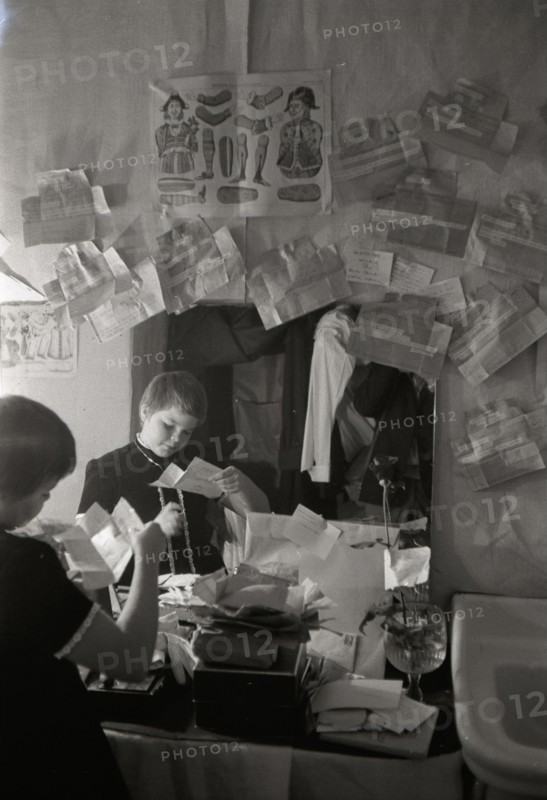 Catherine Allégret, Simone Signoret's daughter (1958)