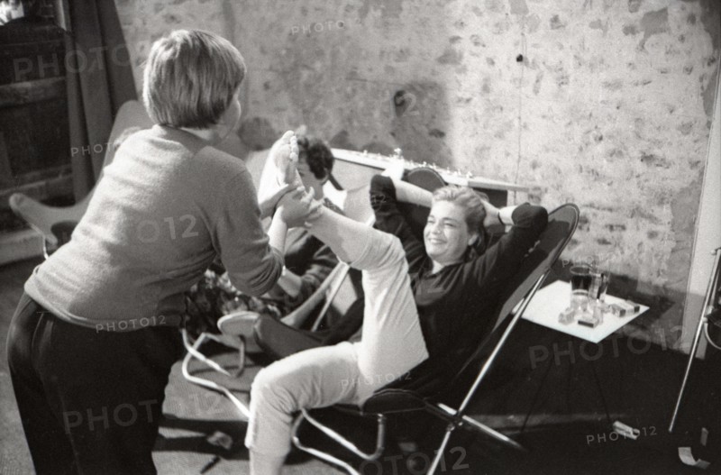 Simone Signoret et Catherine Allégret (1958)