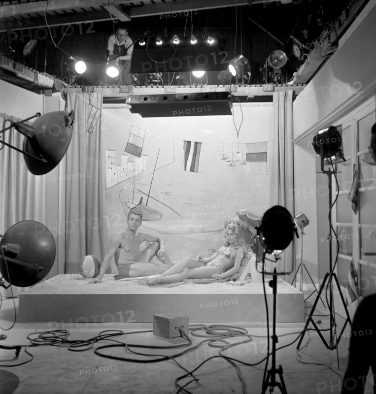 Brigitte Bardot and Roger Dumas on the shooting of the film "The Bride Is Too Beautiful"