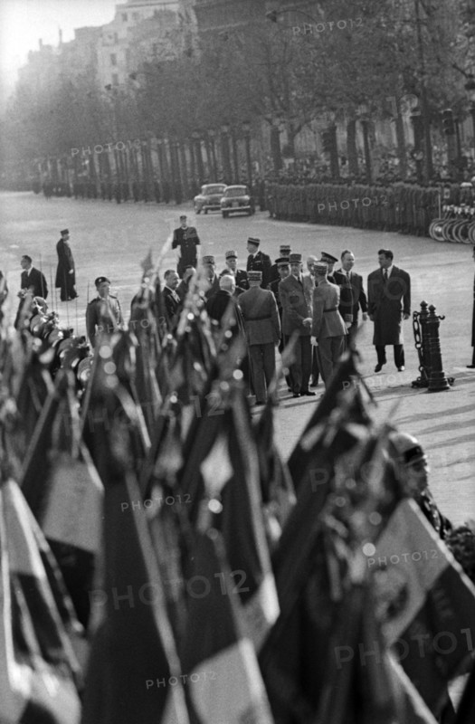 Cérémonie commémorative du 11 novembre 1960
